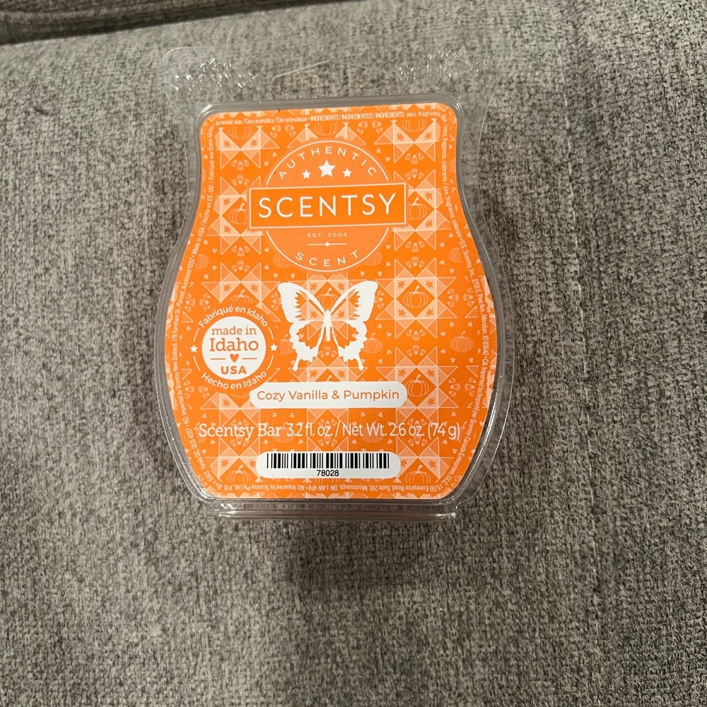 Scentsy cozy vanilla and pumpkin wax bar
